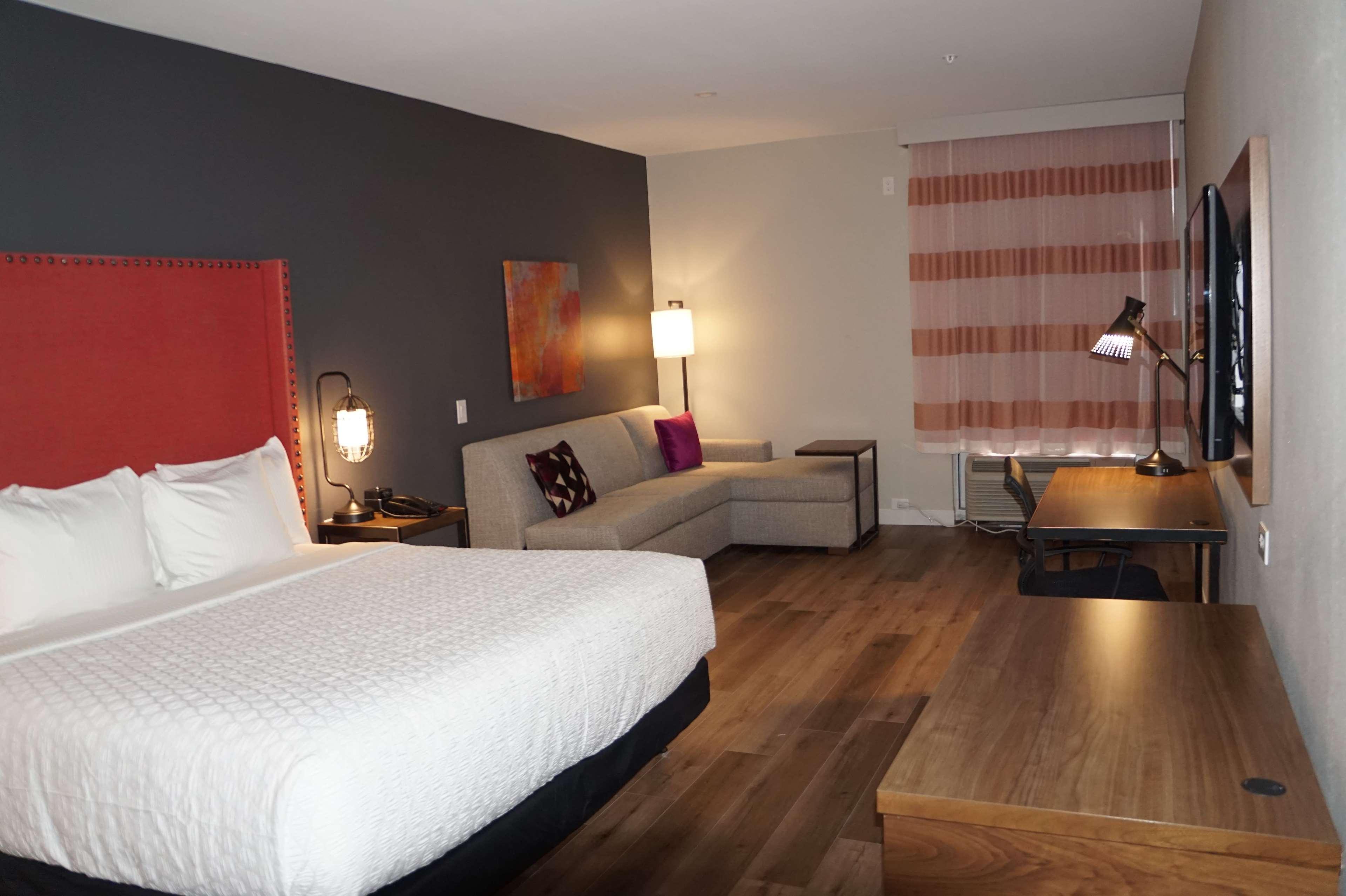 La Quinta Inn & Suites By Wyndham لويسفيل المظهر الخارجي الصورة