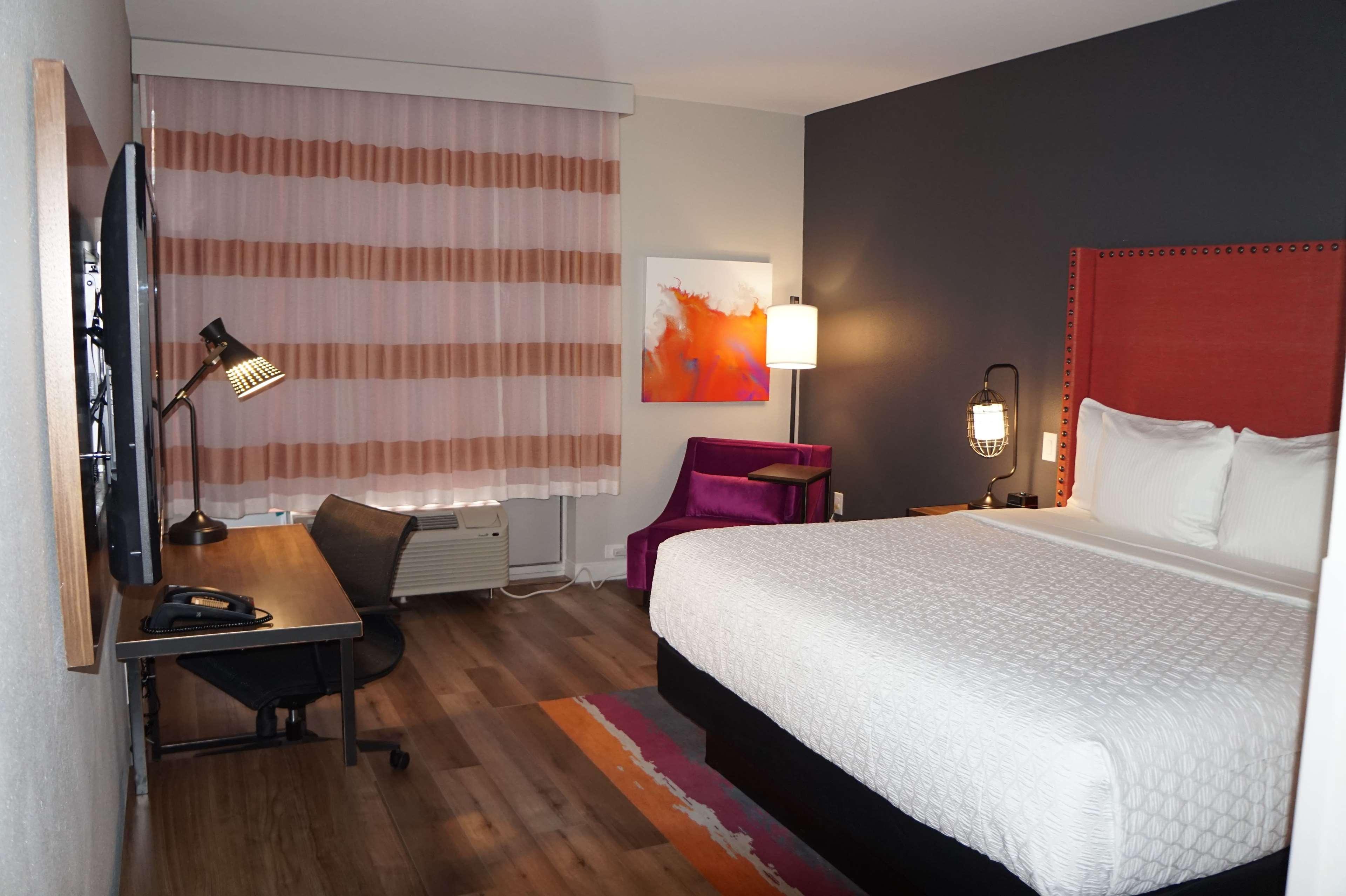 La Quinta Inn & Suites By Wyndham لويسفيل المظهر الخارجي الصورة