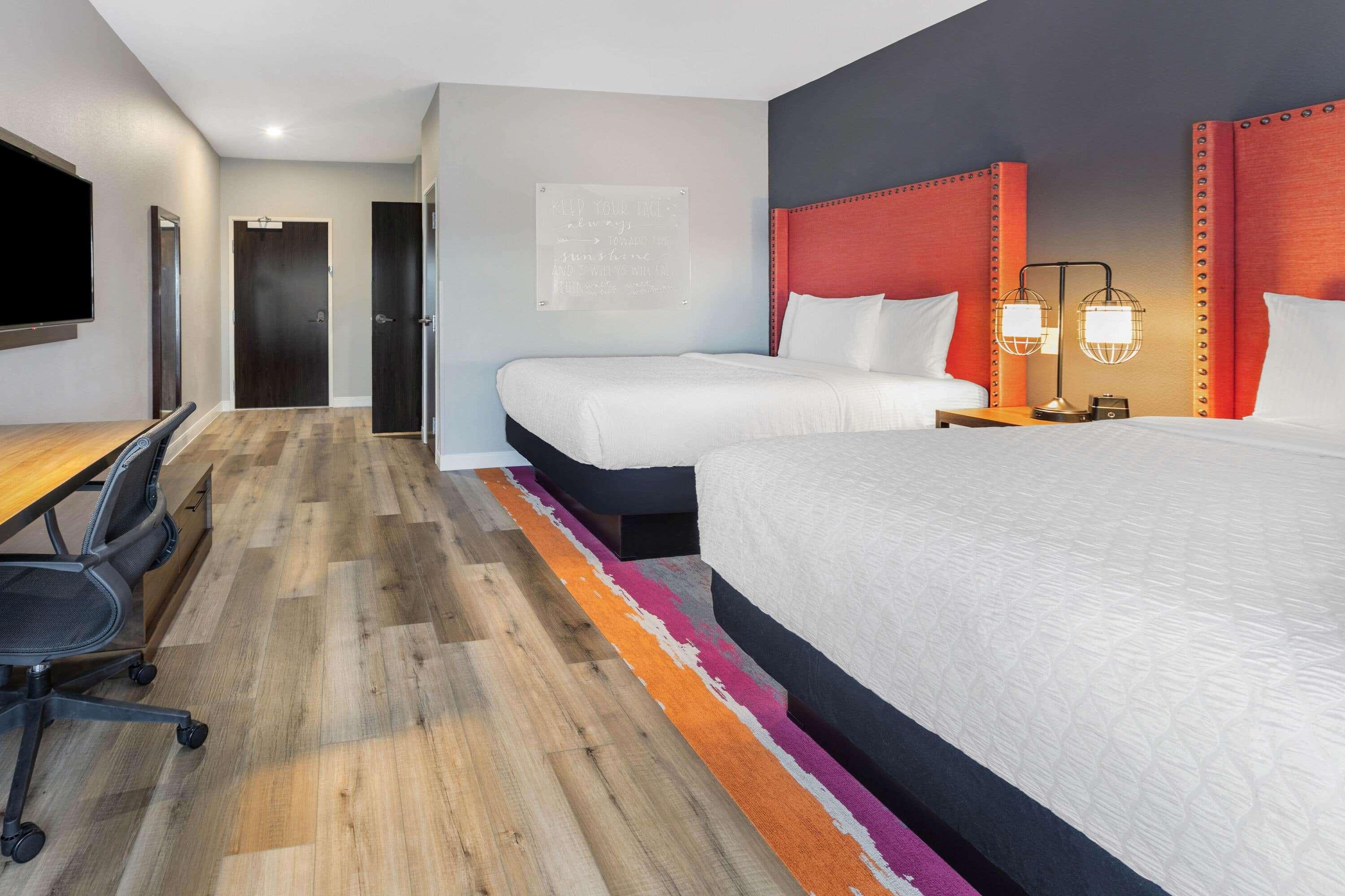 La Quinta Inn & Suites By Wyndham لويسفيل المظهر الخارجي الصورة