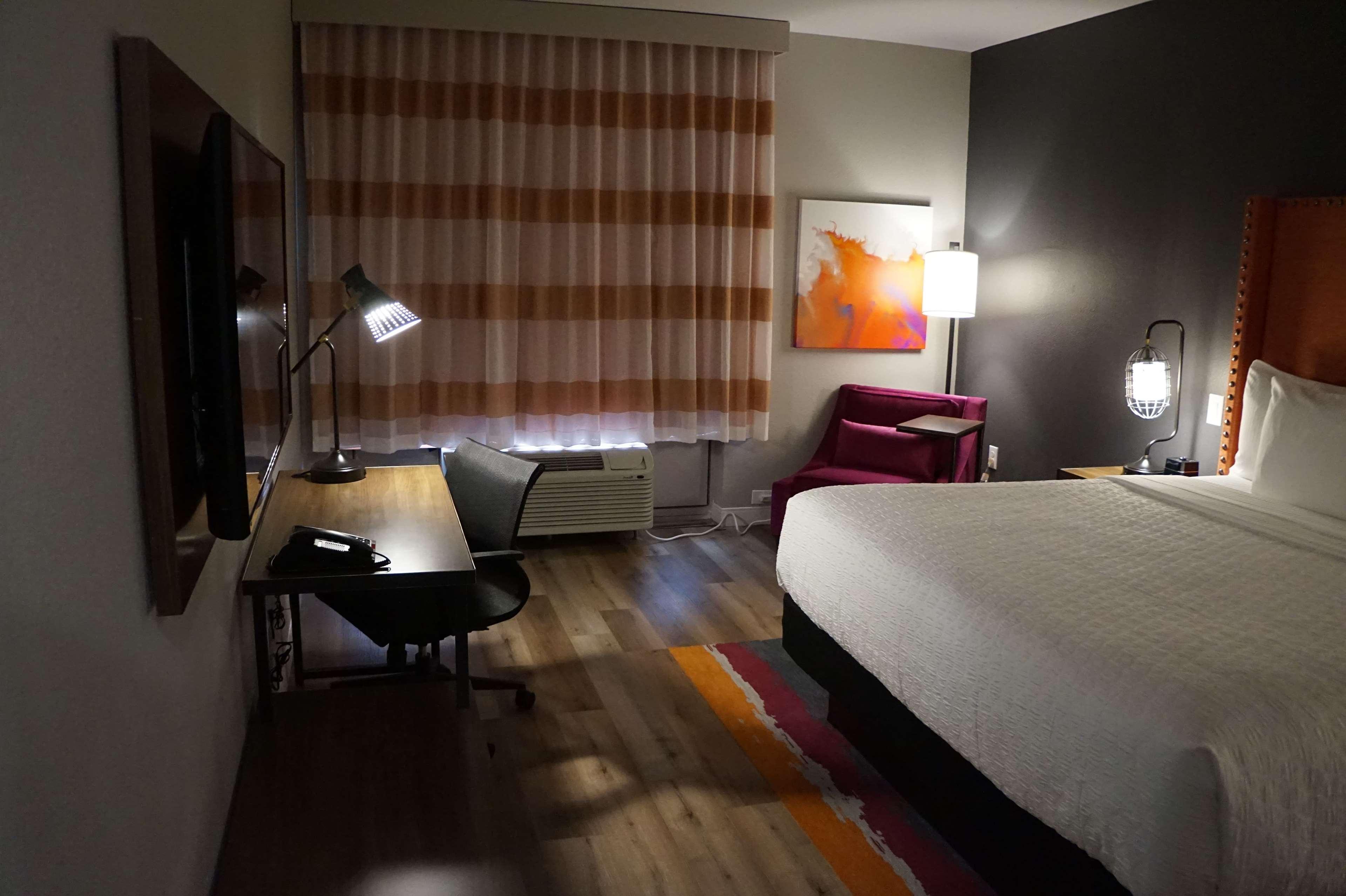 La Quinta Inn & Suites By Wyndham لويسفيل المظهر الخارجي الصورة