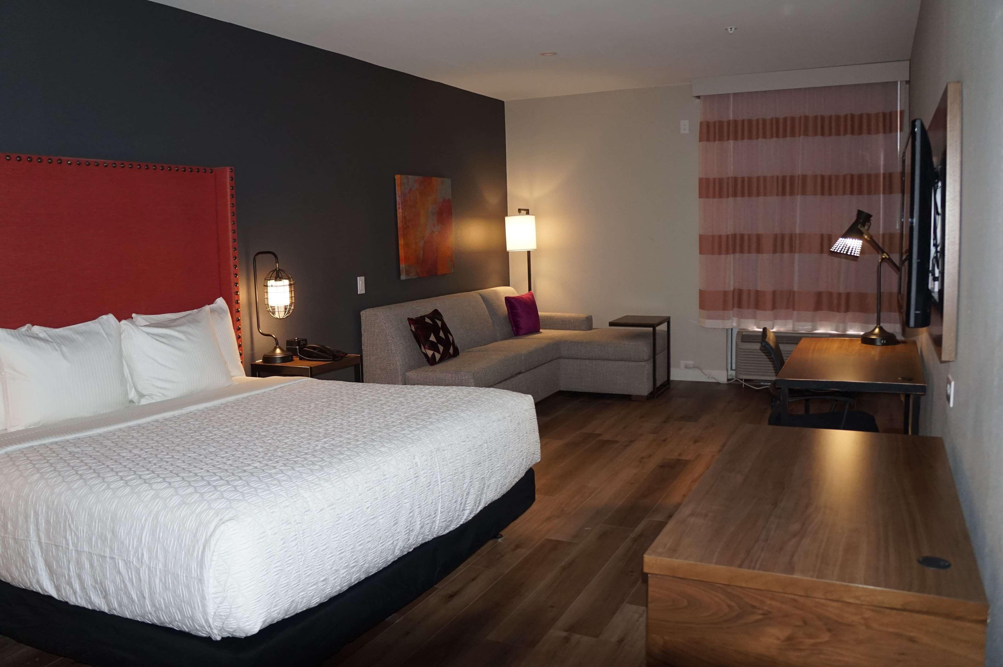 La Quinta Inn & Suites By Wyndham لويسفيل المظهر الخارجي الصورة